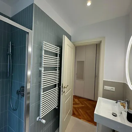 Refined Retreat In Renovated P R A T I Gem Roma